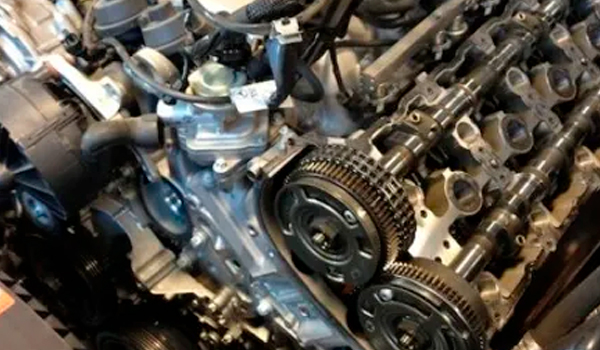 reparar motor en Cambrils Taller de coches