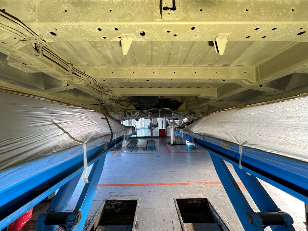 chapa y pintura cambrils tarragona oxido en bajos furgoneta fiat ducato camper (6)