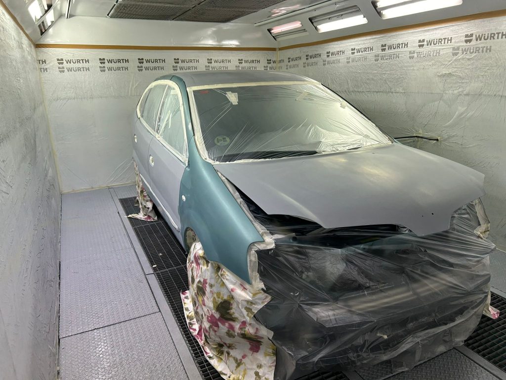 pintura chapa nissan almera como ultimos pasos (2)