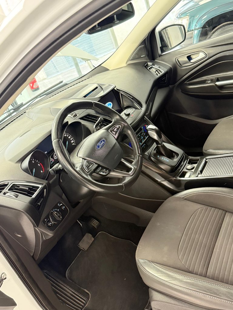 limpieza integral ford kuga vera motors 6